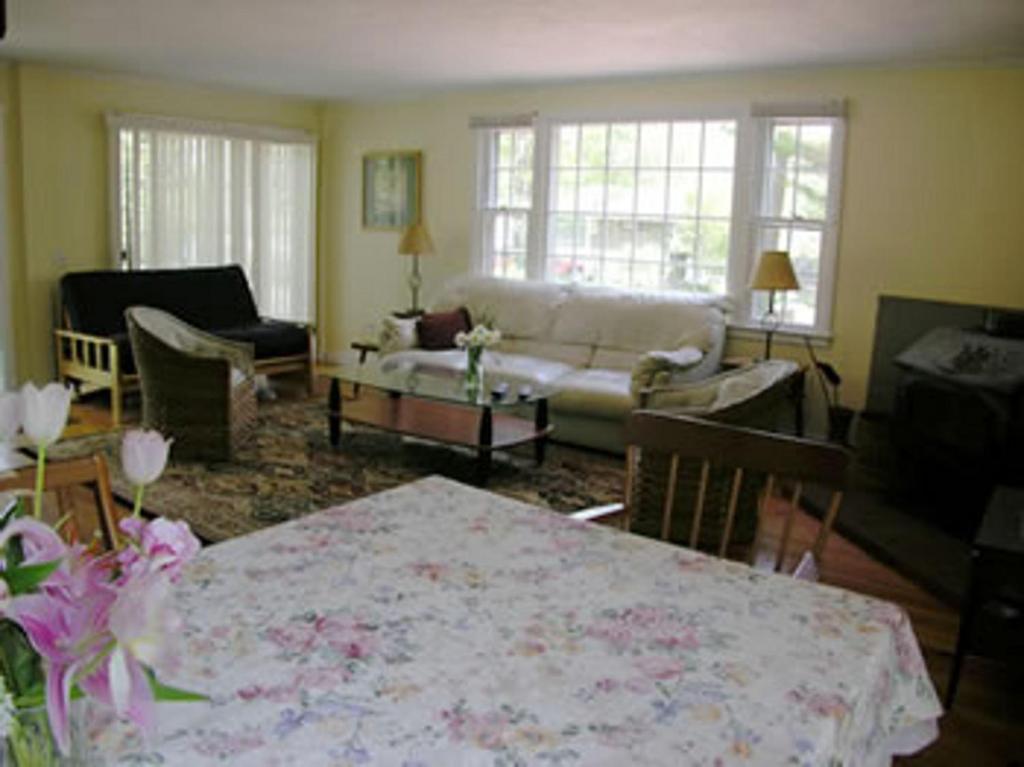 Oliver Lodge Meredith Habitación foto