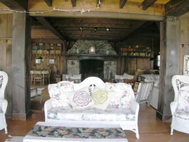Oliver Lodge Meredith Exterior foto